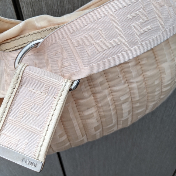 Fendi: Zucca Jacquard FF Monogram Pink Blend Adjustable Bag - Picture 3 of 16